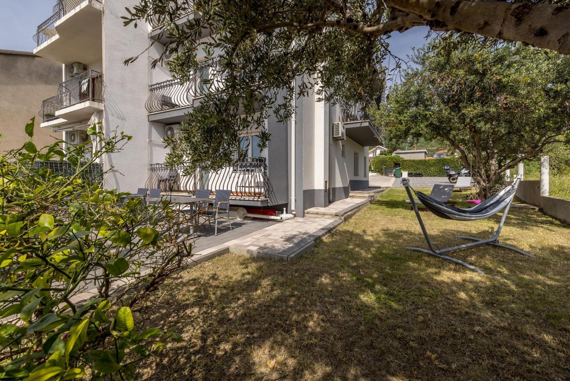 Mediterano Apartments Podstrana Bagian luar foto