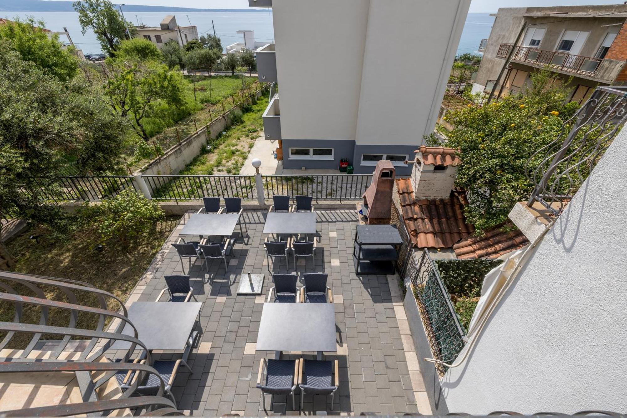 Mediterano Apartments Podstrana Bagian luar foto